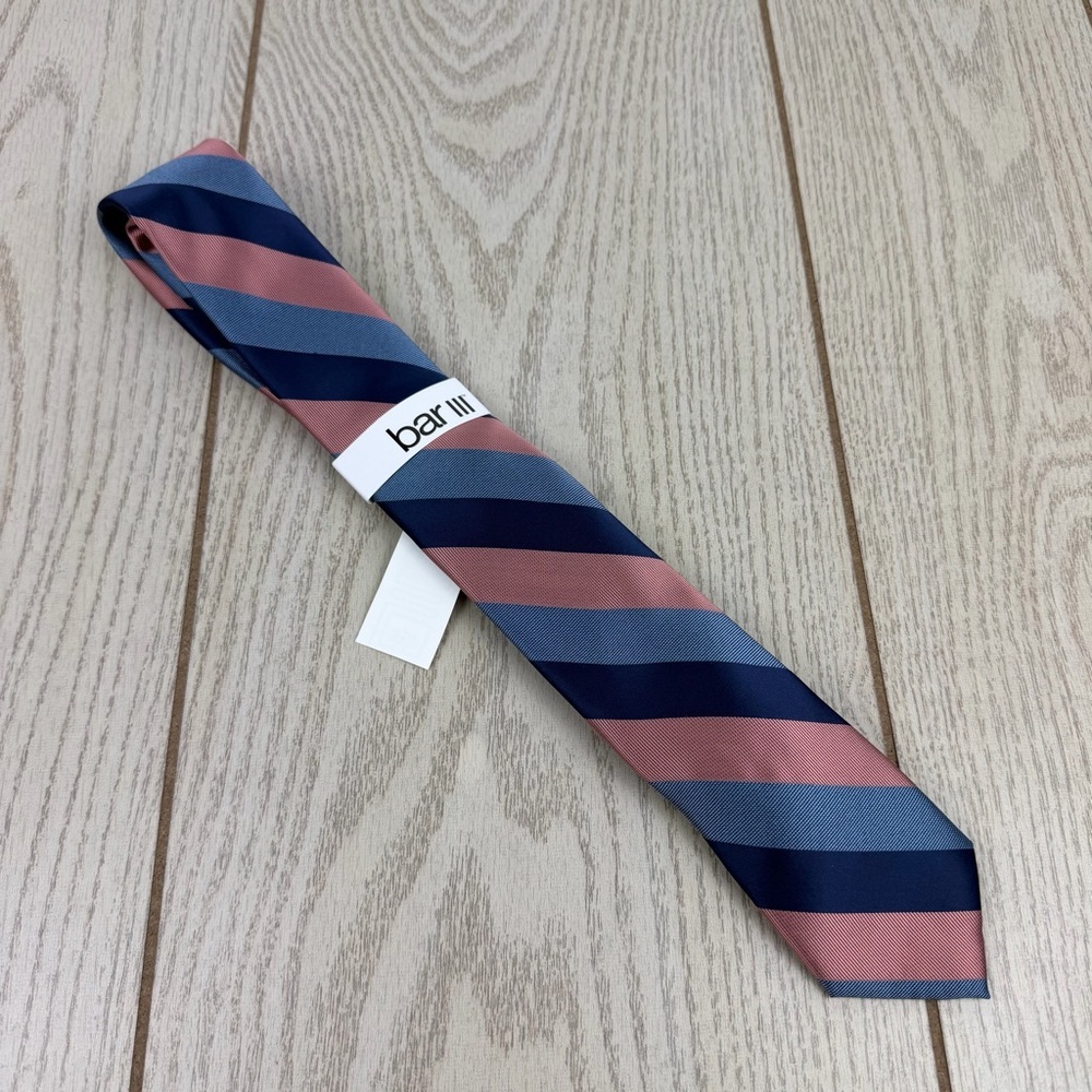 769 - Bar III Men's Tie Dalton Stripe 820 Melon & Navy $55 Poly Silk Skinny Slim